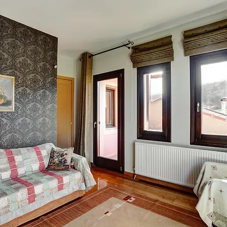 Elma's Country House